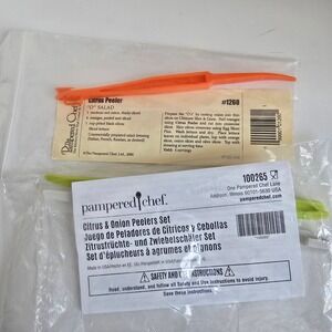 Pampered Chef Citrus & Onion Peelers Set 3pc Orange Green White 1260 100265 NEW